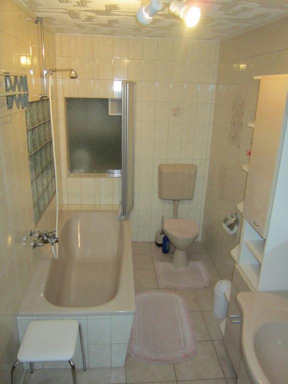 Haus Am Bach Arnsfeld Apartamento Quarto foto