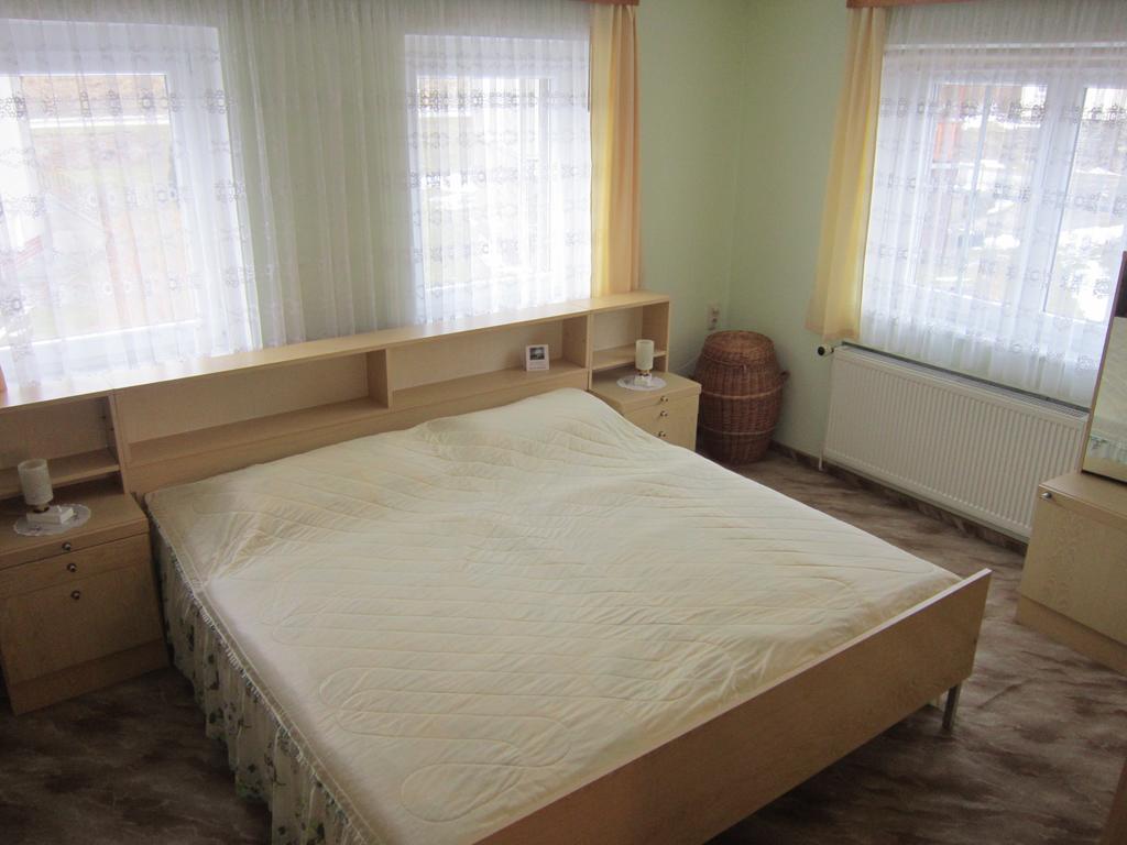 Haus Am Bach Arnsfeld Apartamento Quarto foto