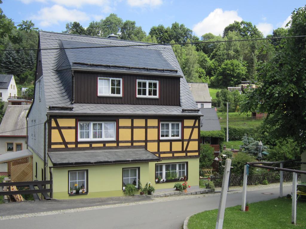 Haus Am Bach Arnsfeld Apartamento Exterior foto